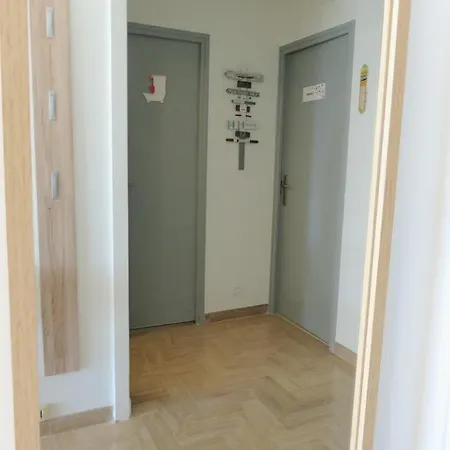 아파트 Grand T2 Vue Calme Climatise 500 M Village Et Parking Gratuit *