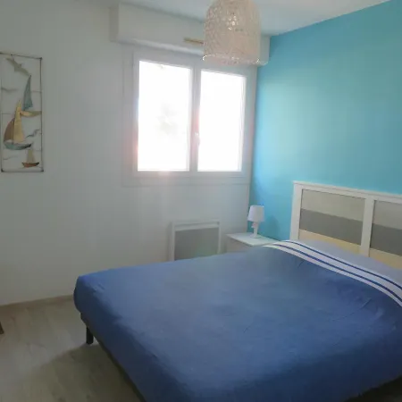 Grand T2 Vue Calme Climatise 500 M Village Et Parking Gratuit Apartman *